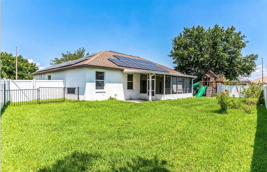 Image 16 of property listing at 4901 CULDESAC COURT, St Cloud, FL 34772