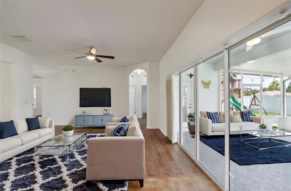 Image 5 of property listing at 4901 CULDESAC COURT, St Cloud, FL 34772