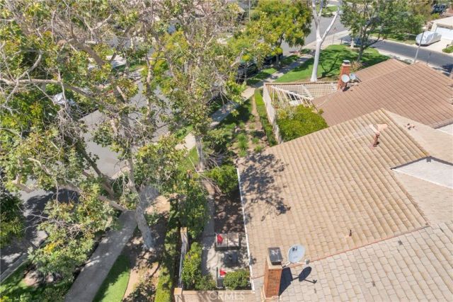 17311 Peach, Irvine, CA 92612