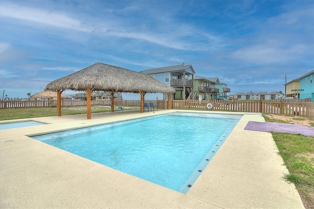 215 Port Mansfield St, Port Aransas, TX 78373 — photo 3
