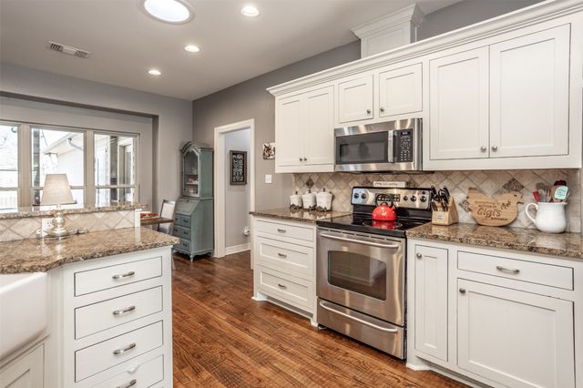 377 Quail Hill Road, Whitesboro, TX 76273