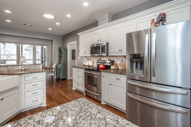 377 Quail Hill Road, Whitesboro, TX 76273