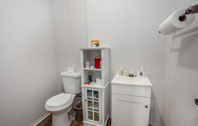 377 Quail Hill Road, Whitesboro, TX 76273