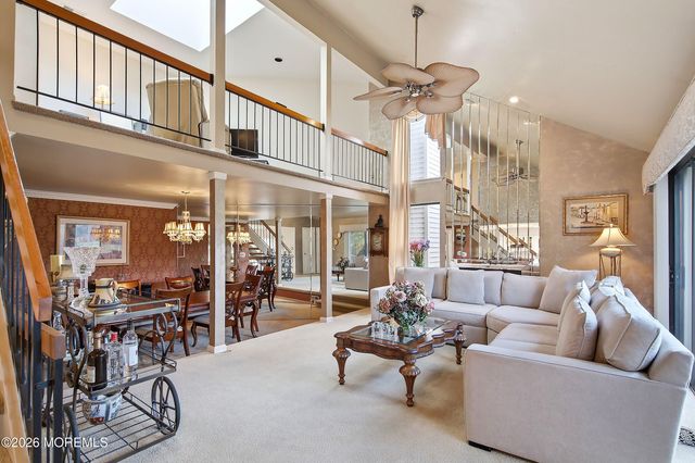 90 Cotswold Circle 310, Ocean Twp, NJ 07712