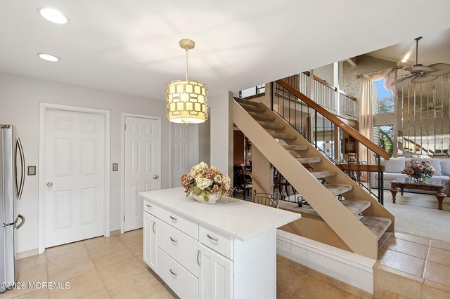 90 Cotswold Circle 310, Ocean Twp, NJ 07712