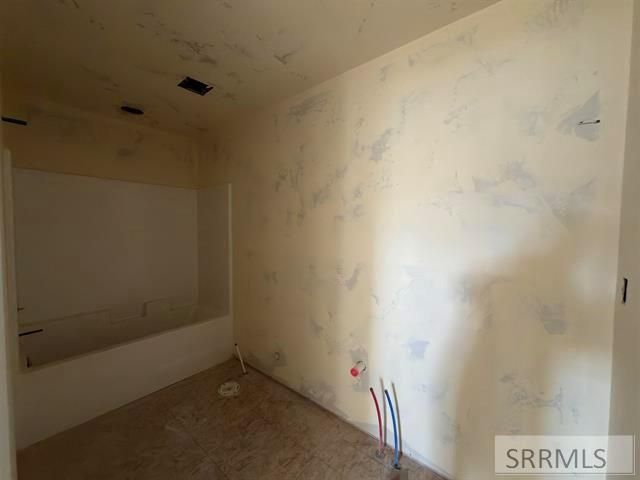 1018 Alpine Ave, Chubbuck, ID 83202