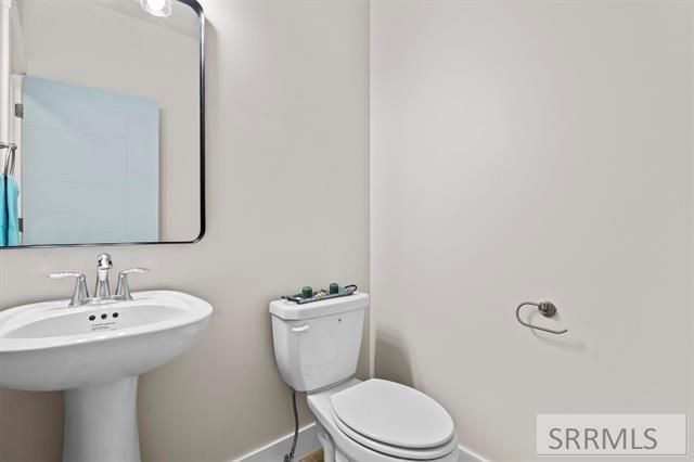 1018 Alpine Ave, Chubbuck, ID 83202