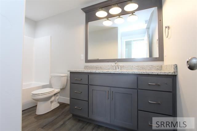 1018 Alpine Ave, Chubbuck, ID 83202