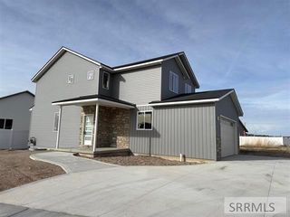 1018 Alpine Ave, Chubbuck, ID 83202