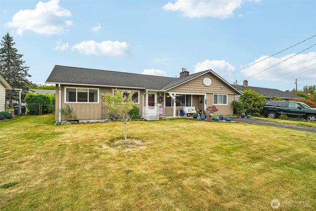 708 5th Avenue SE, Puyallup, WA 98372