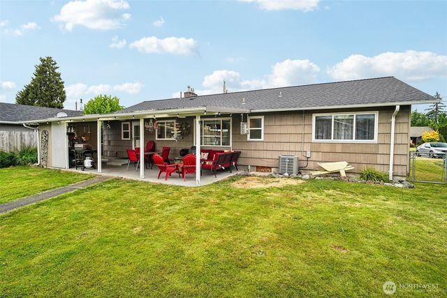 708 5th Avenue SE, Puyallup, WA 98372