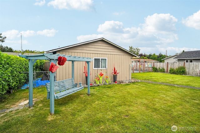 708 5th Avenue SE, Puyallup, WA 98372