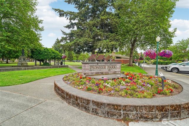 708 5th Avenue SE, Puyallup, WA 98372