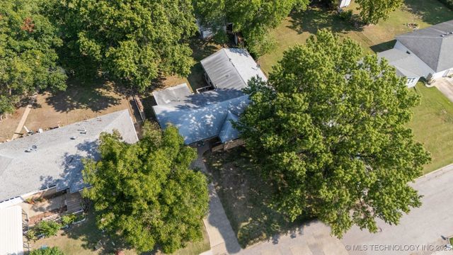 1221 SE Graham Court, Pryor, OK 74361