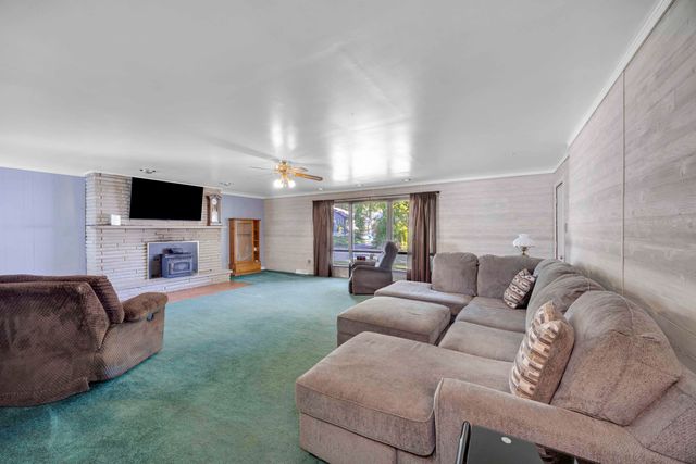 7307 W 143rd Place, Cedar Lake, IN 46303