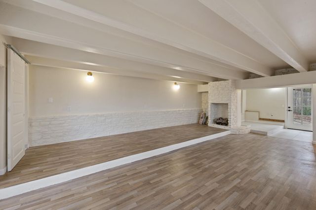 20904 Roundup TRL, Lago Vista, TX 78645