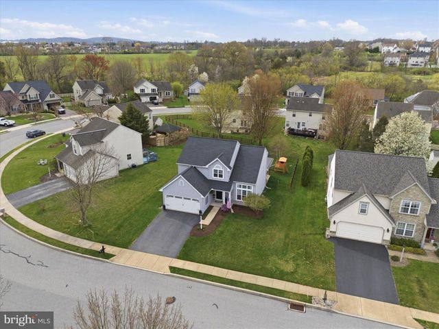 42 MISTY MEADOW DR, Reinholds, PA 17569