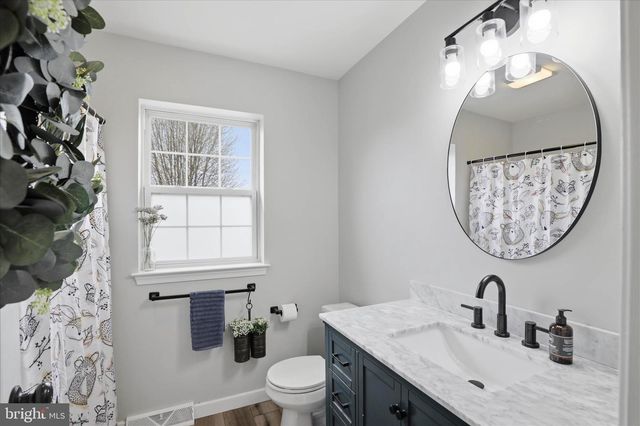 42 MISTY MEADOW DR, Reinholds, PA 17569