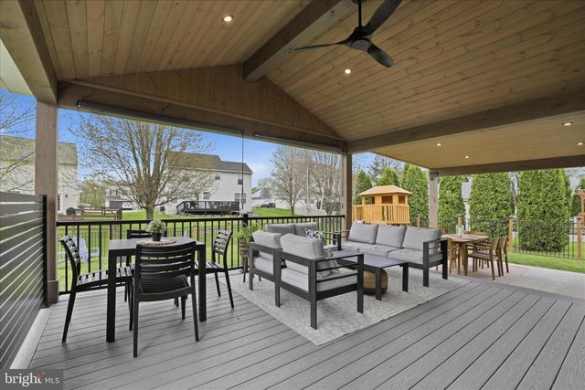 42 MISTY MEADOW DR, Reinholds, PA 17569