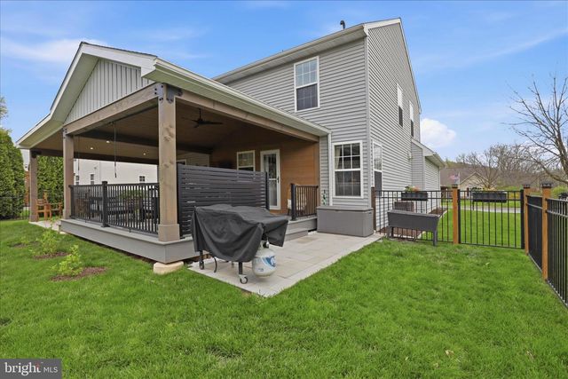 42 MISTY MEADOW DR, Reinholds, PA 17569