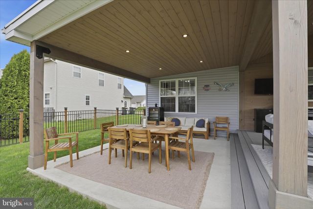 42 MISTY MEADOW DR, Reinholds, PA 17569