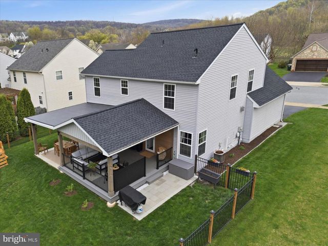 42 MISTY MEADOW DR, Reinholds, PA 17569