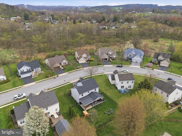 42 MISTY MEADOW DR, Reinholds, PA 17569