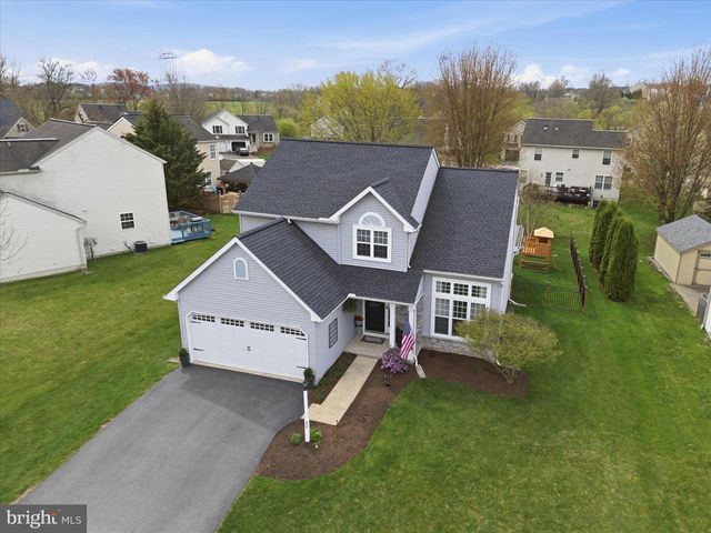 42 MISTY MEADOW DR, Reinholds, PA 17569