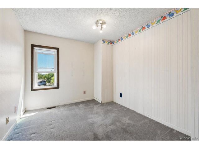 7431 Terry Ct, Arvada, CO 80007