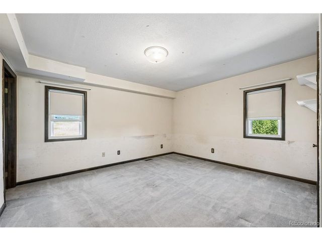 7431 Terry Ct, Arvada, CO 80007