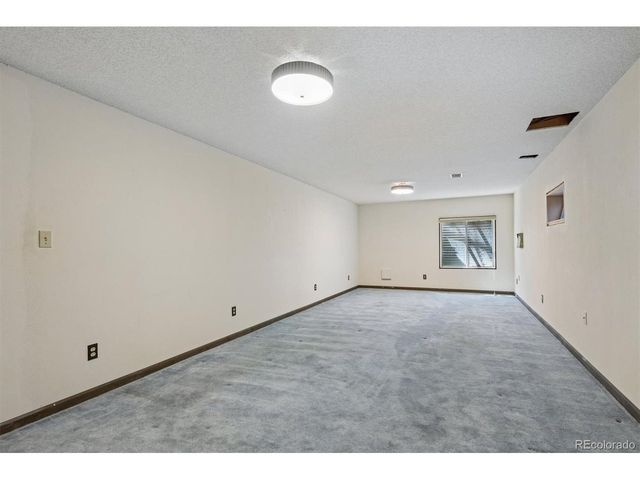 7431 Terry Ct, Arvada, CO 80007