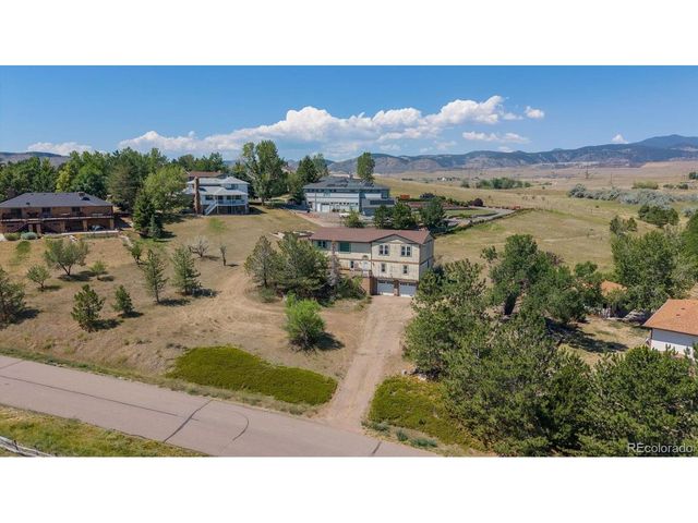 7431 Terry Ct, Arvada, CO 80007