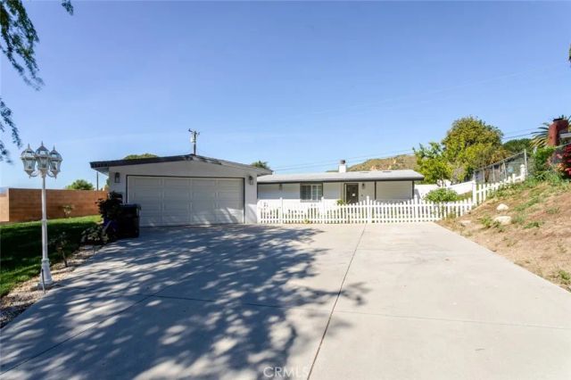 22459 Guadilamar Drive, Saugus, CA 91350