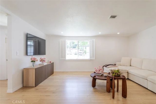 22459 Guadilamar Drive, Saugus, CA 91350