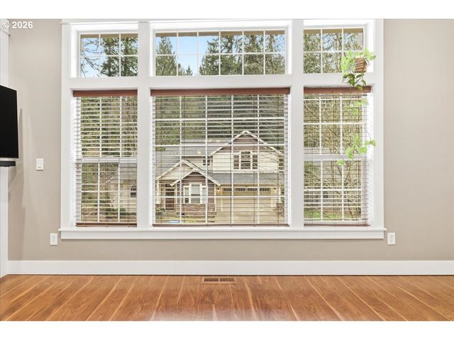 35810 CHINOOK St, Sandy, OR 97055