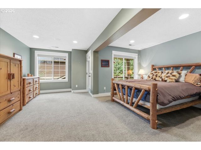 35810 CHINOOK St, Sandy, OR 97055