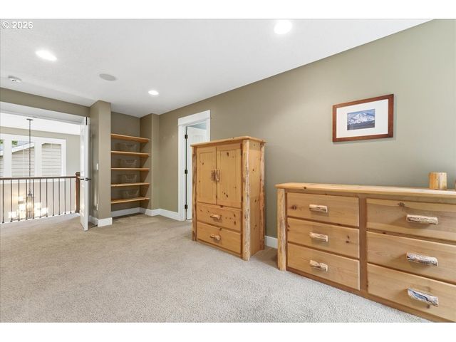 35810 CHINOOK St, Sandy, OR 97055