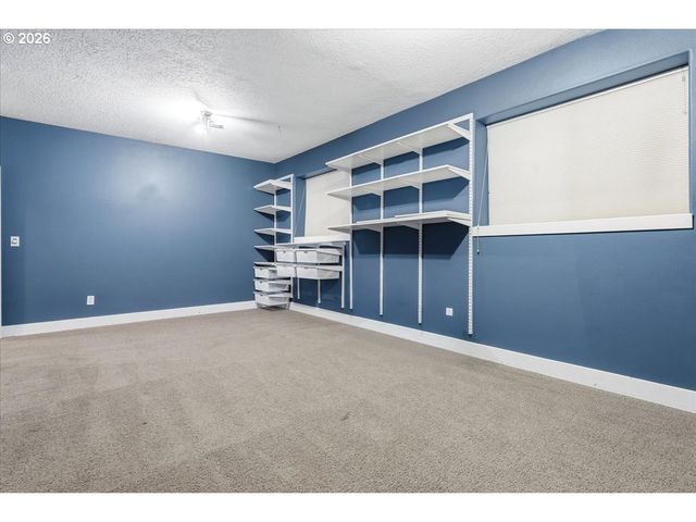 35810 CHINOOK St, Sandy, OR 97055