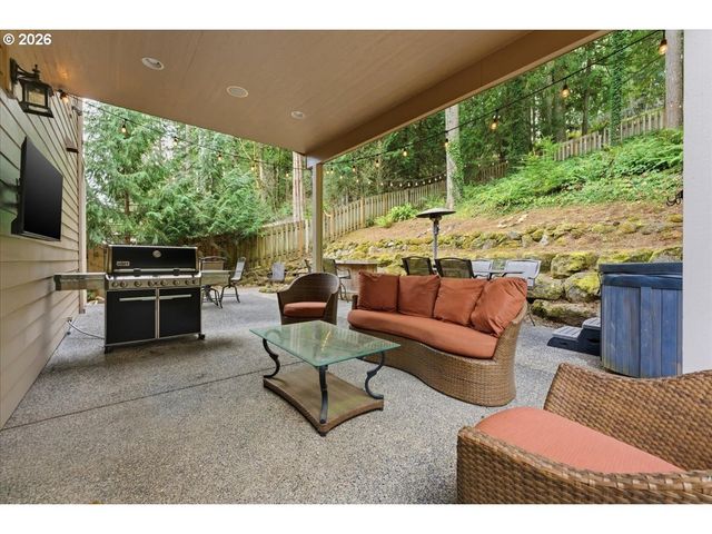 35810 CHINOOK St, Sandy, OR 97055