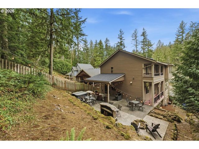 35810 CHINOOK St, Sandy, OR 97055