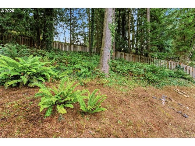 35810 CHINOOK St, Sandy, OR 97055