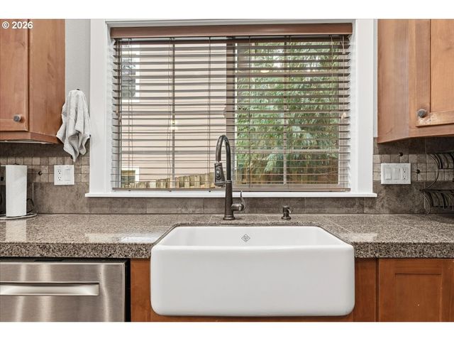 35810 CHINOOK St, Sandy, OR 97055