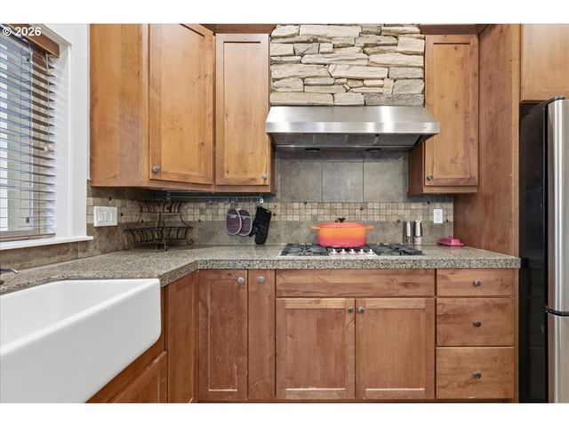 35810 CHINOOK St, Sandy, OR 97055