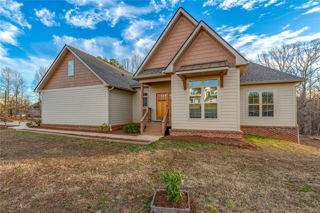 117 Foggy Mountain Way, Pickens, SC 29671