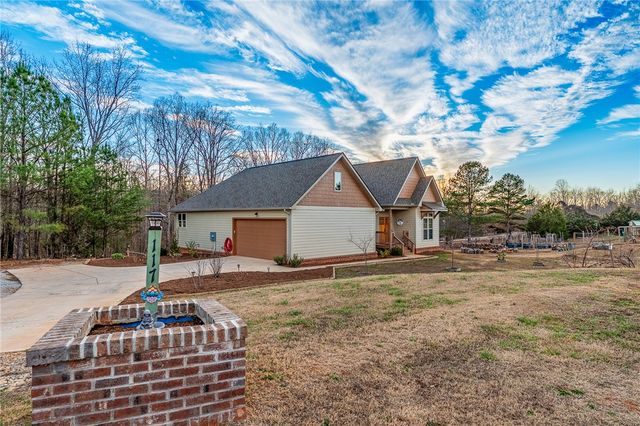 117 Foggy Mountain Way, Pickens, SC 29671
