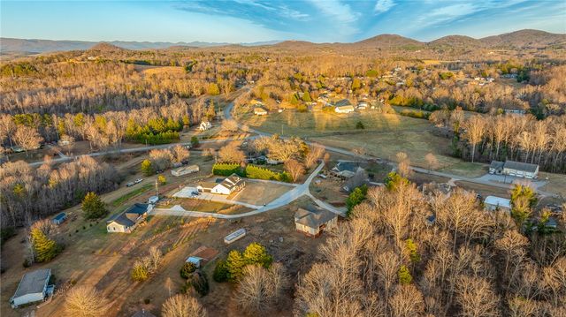 117 Foggy Mountain Way, Pickens, SC 29671