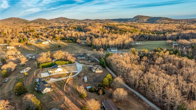 117 Foggy Mountain Way, Pickens, SC 29671