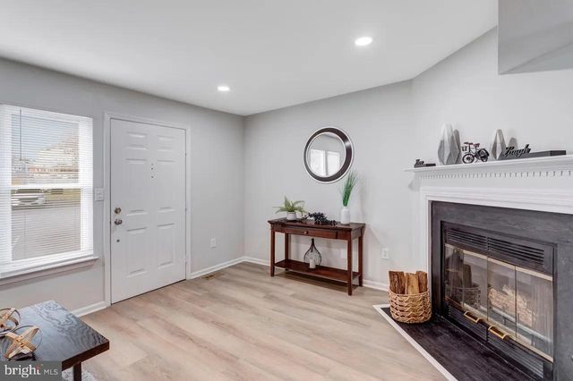 15352 GUNSMITH TER, Woodbridge, VA 22191