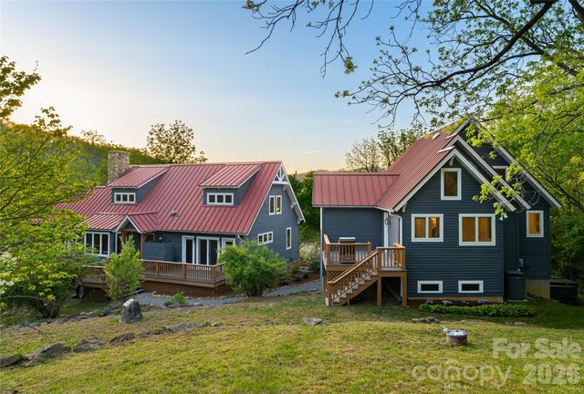 10 and 12 Dogwood Hills Lane, Weaverville, NC 28787