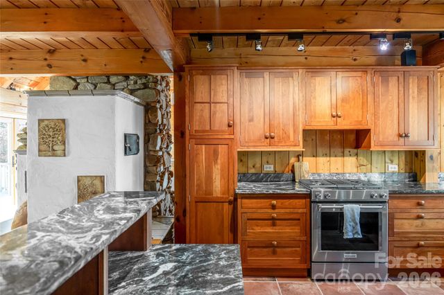 10 and 12 Dogwood Hills Lane, Weaverville, NC 28787